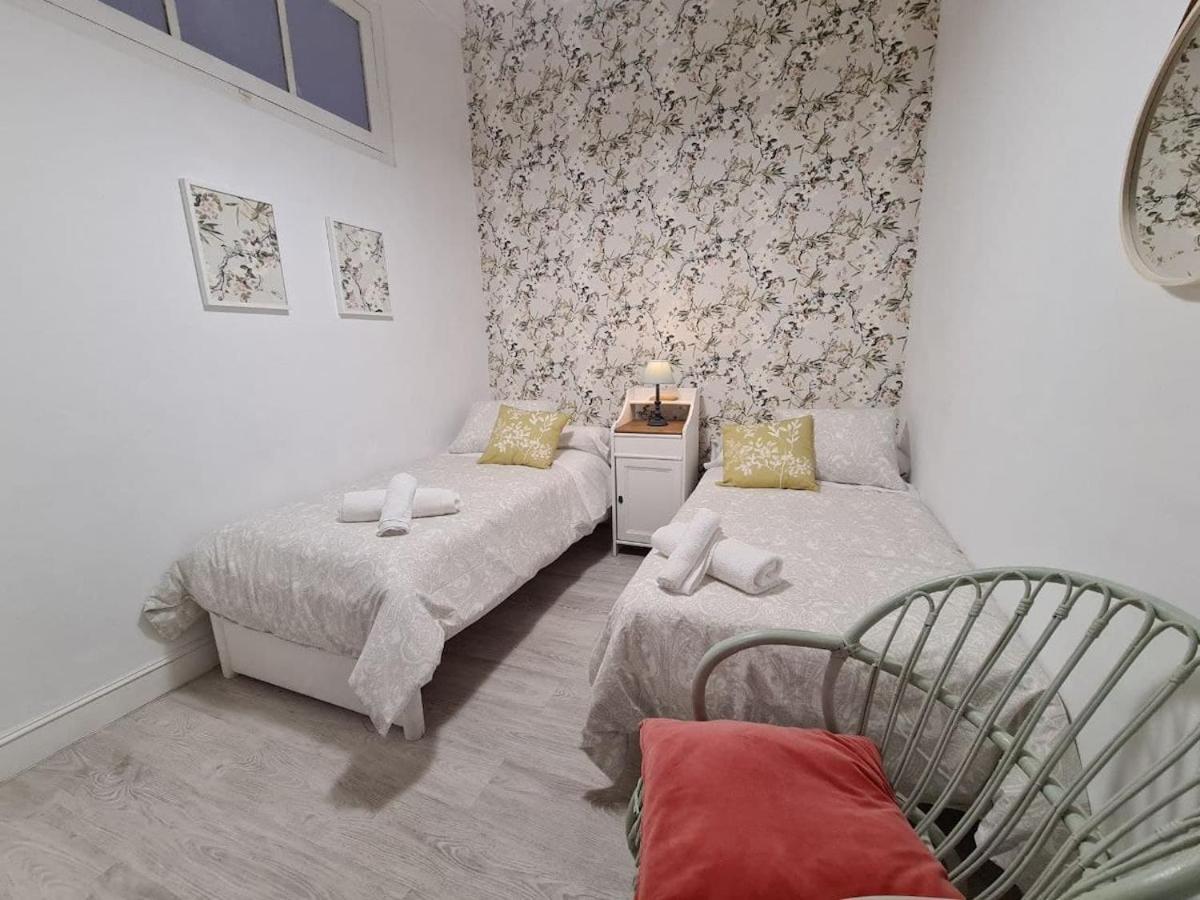 122A - Emblemática vivienda en Playa San Lorenzo Gijón Esterno foto